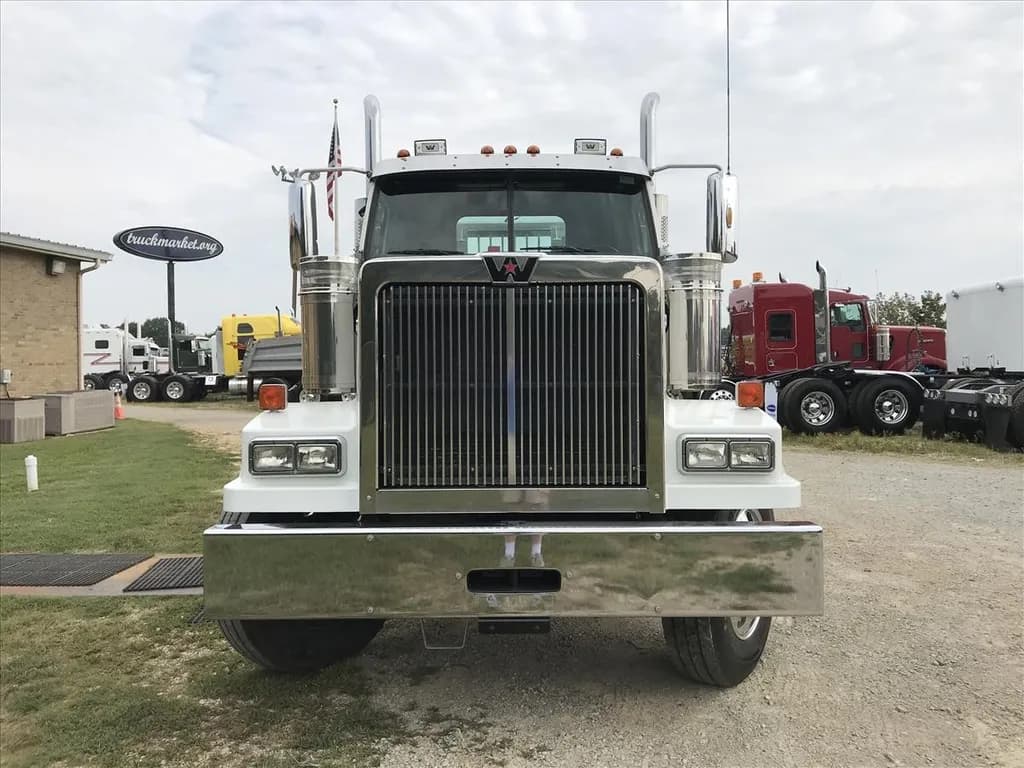 2008 Western Star 4900EX TRI - Day Cab