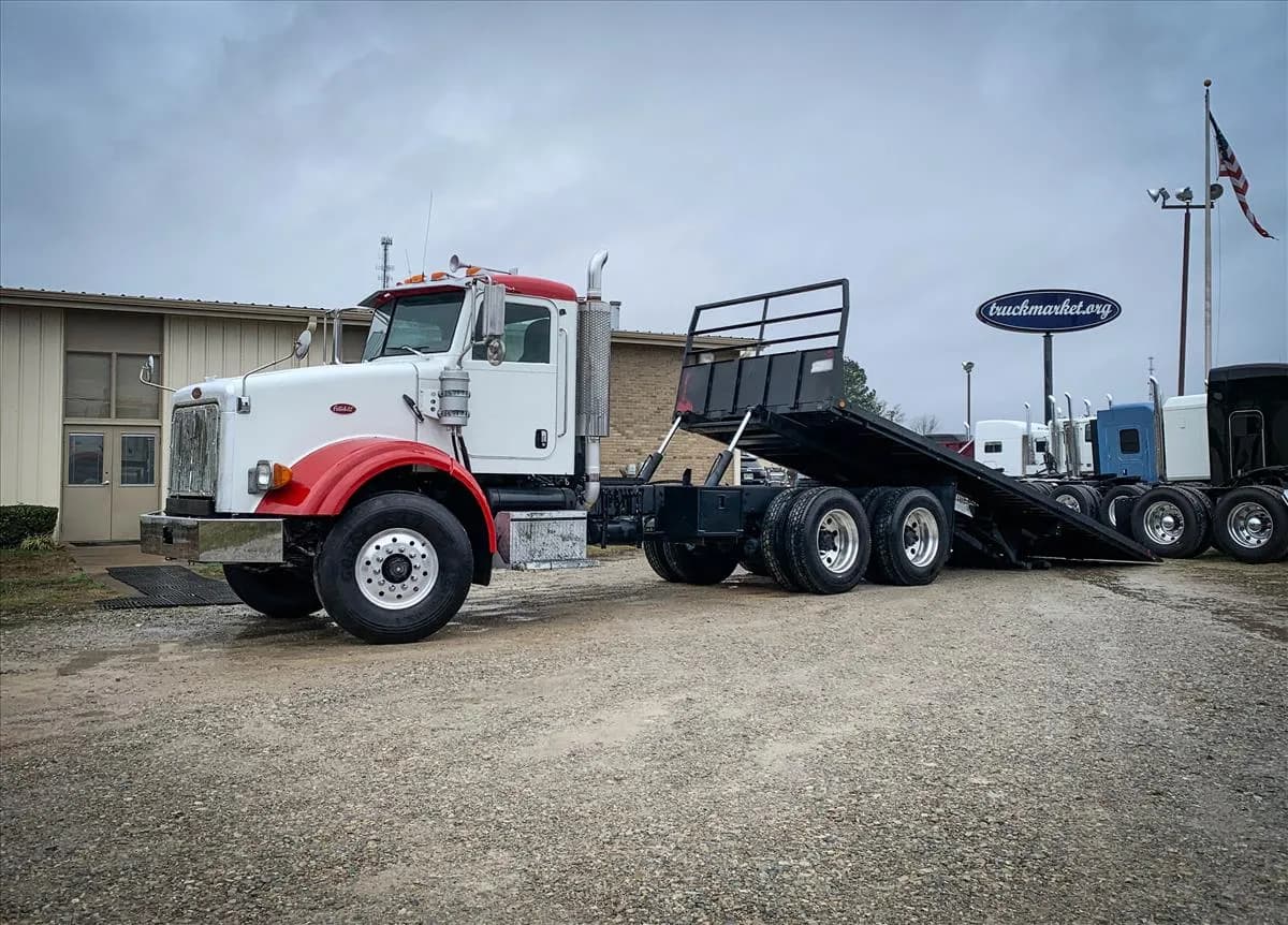 2006 Cat 357 - Tow
