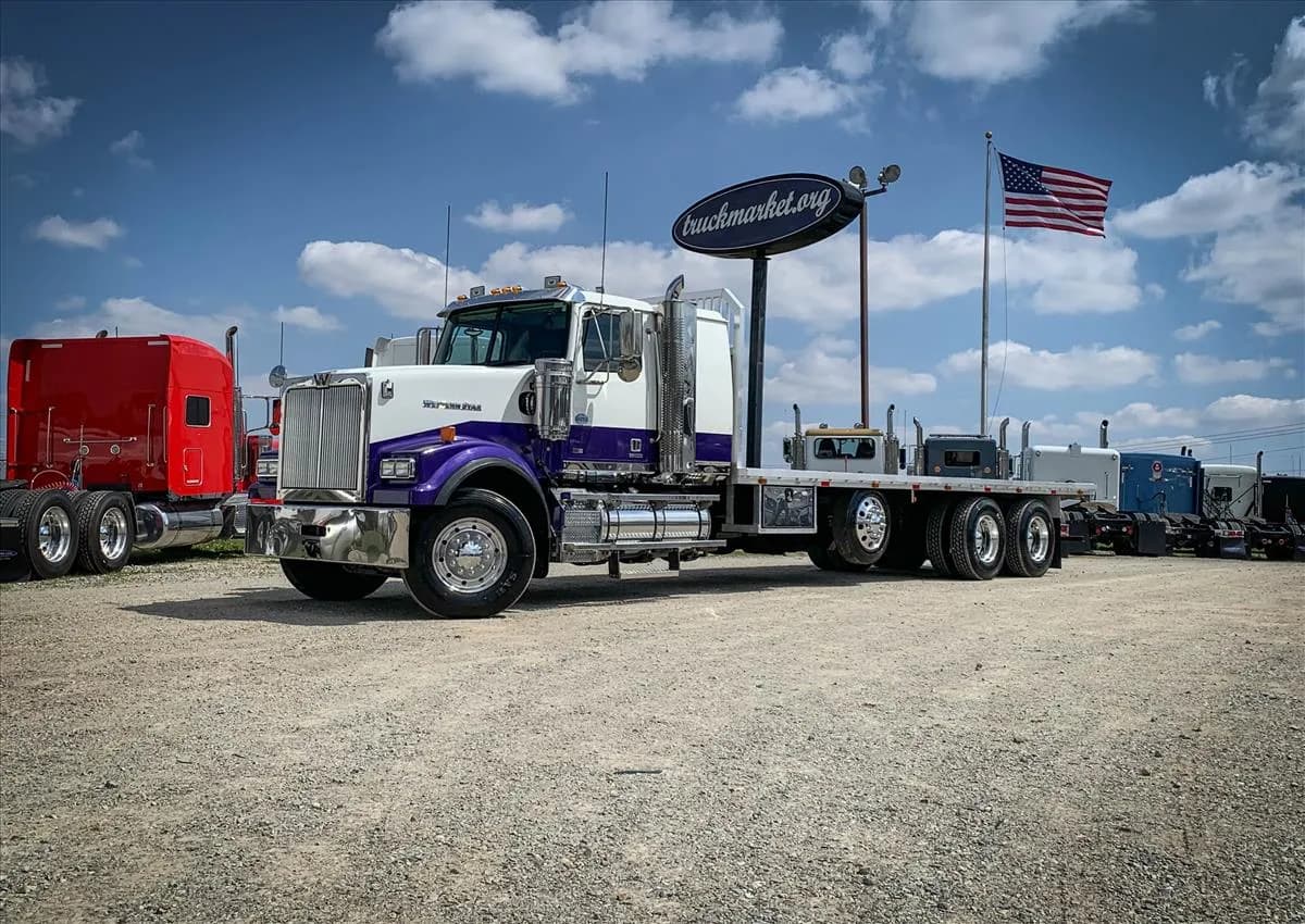 2015 Western Star 4900 - Flatbed