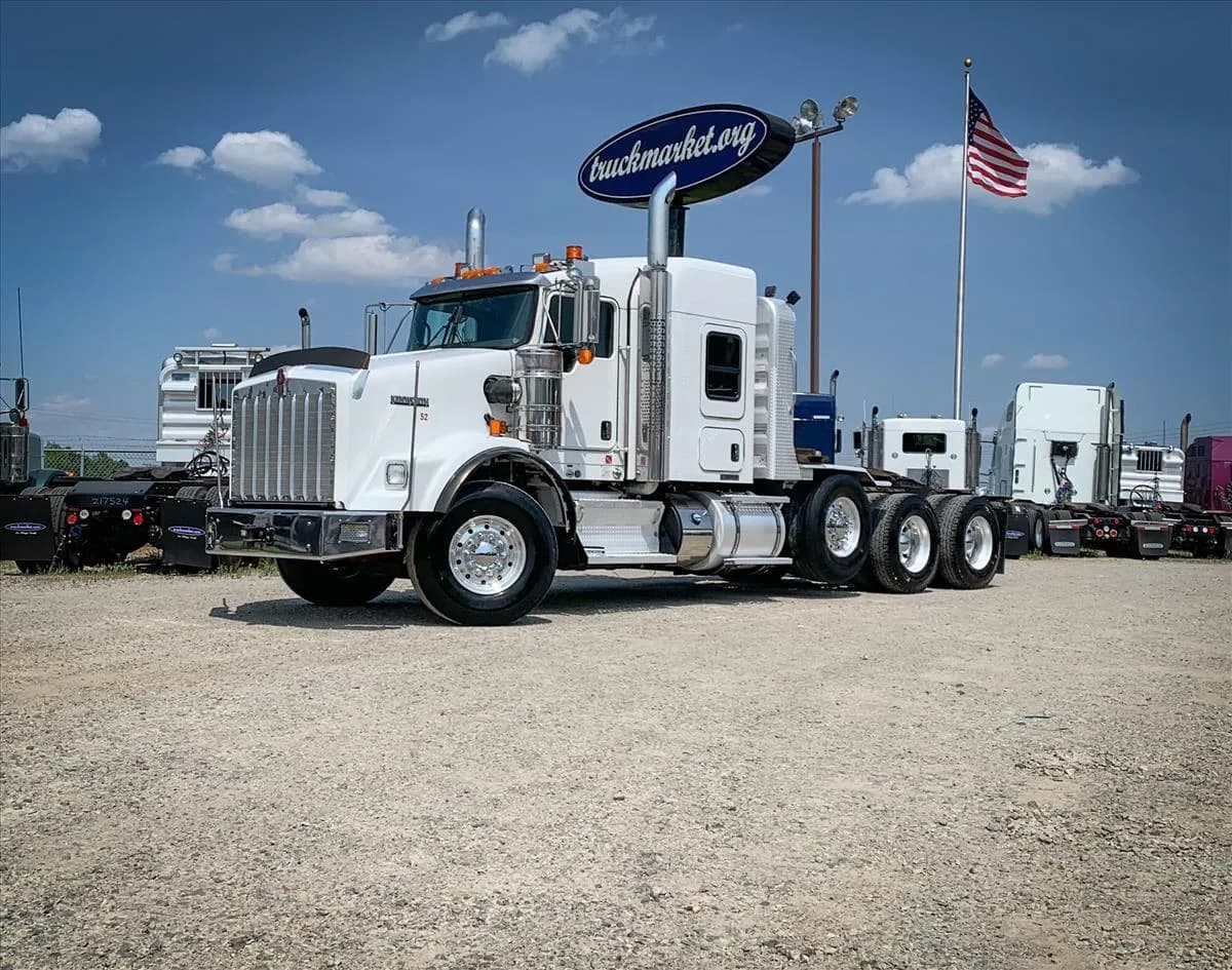 2016 Kenworth T800W - Sleeper