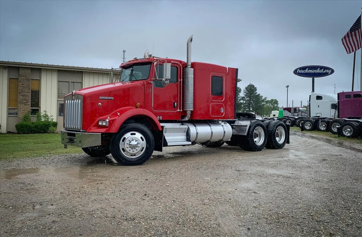 2007 Kenworth T800 - Sleeper