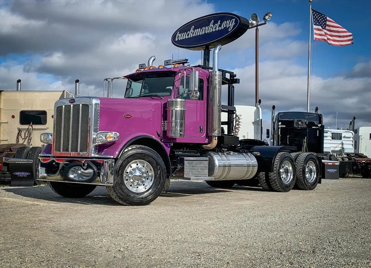 2012 Peterbilt 388 - Oil Field Trailers / Winch / Oil Field Trucks