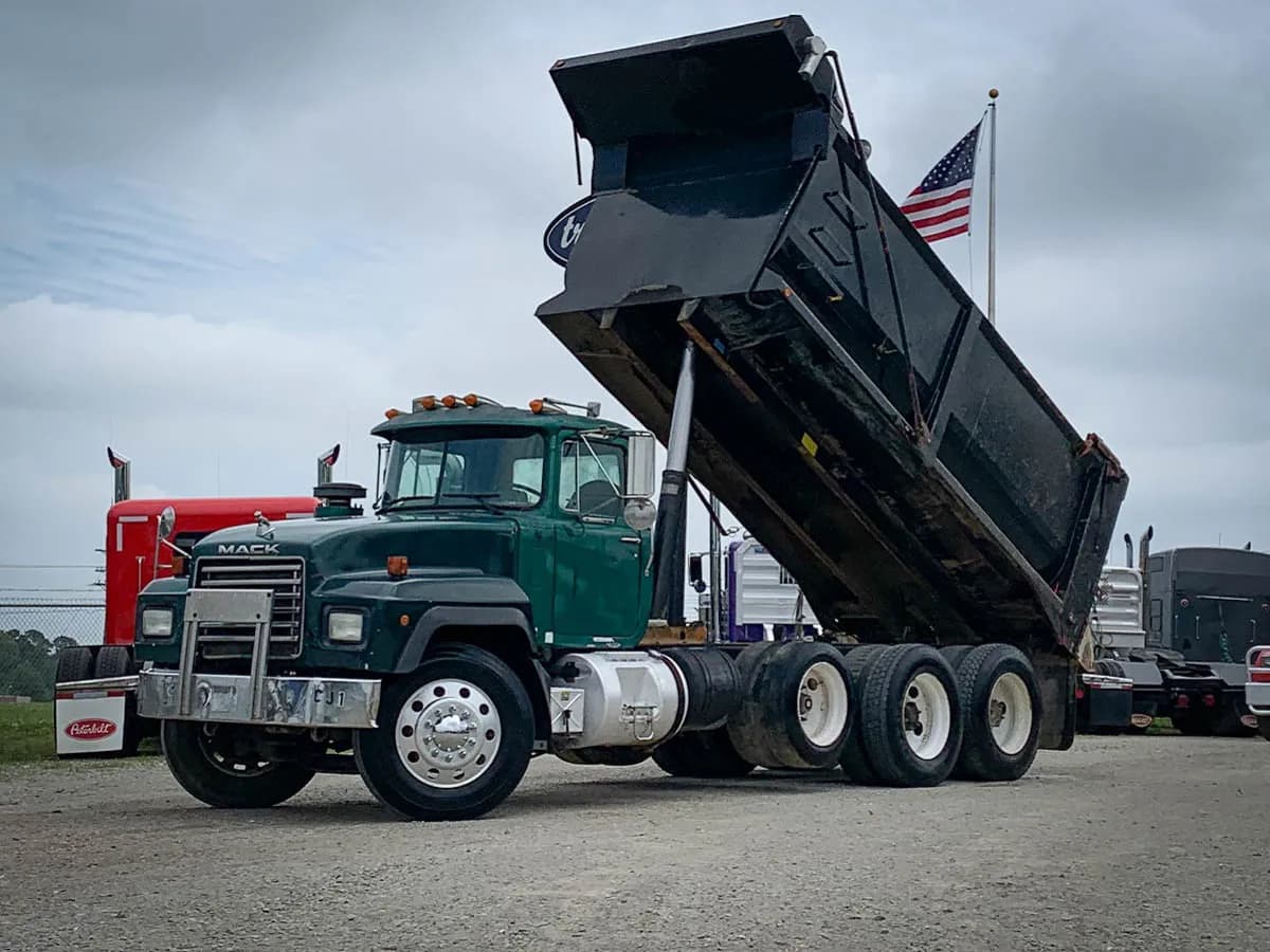 1998 Mack RD688S TRI - Dump