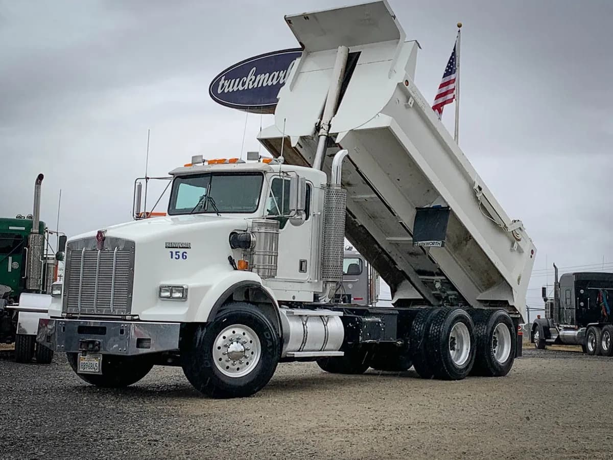 2002 Cat T800 - Dump