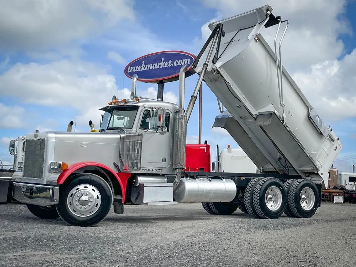 1999 Peterbilt 379 - Dump