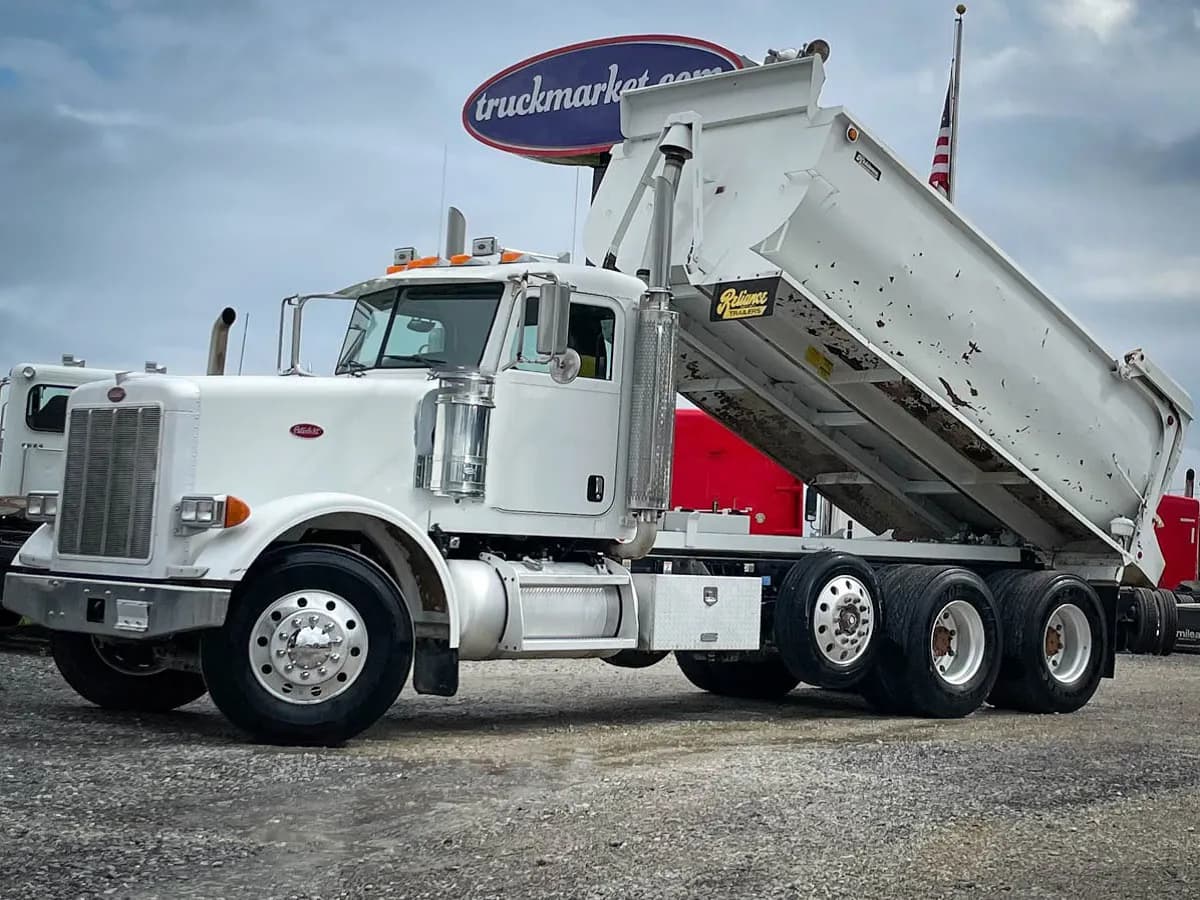 2005 Peterbilt 378 TRI - Dump