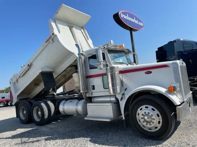 2006 Cat 379 - Dump
