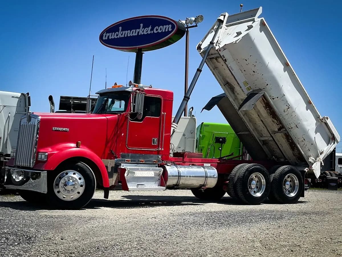 2000 Kenworth W900L PRE - Dump