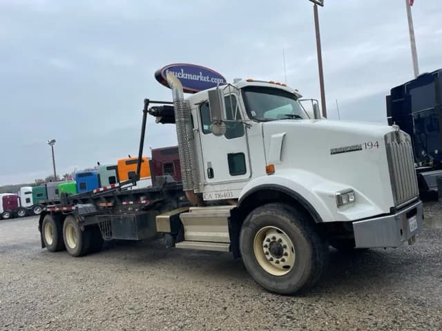 2010 Cat T800 - Garbage