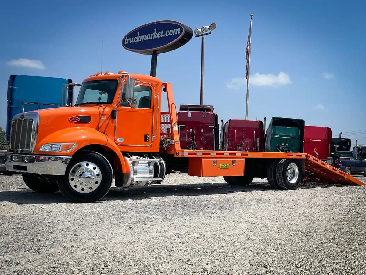 2018 Paccar 337 - Tow