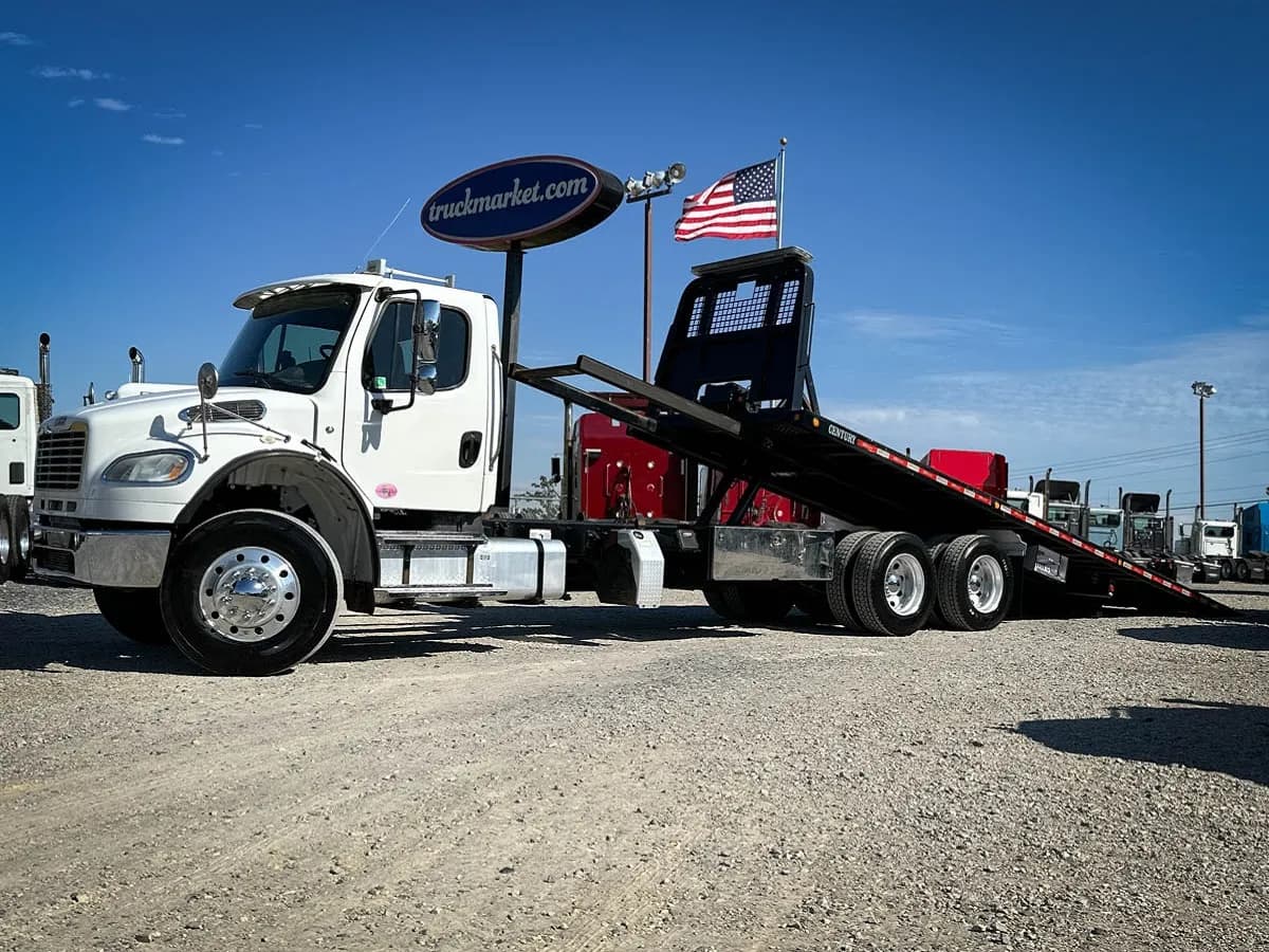 2018 Freightliner M2 - Tow