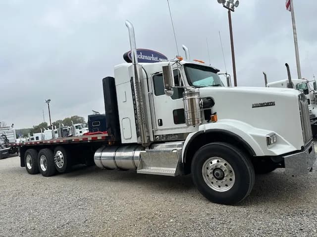 2015 Kenworth T800 TRI - Flatbed