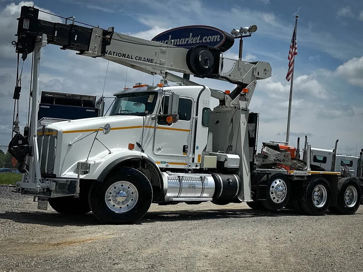 2019 Kenworth T800 TRI - Crane