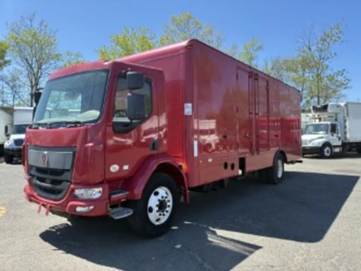 2019 Kenworth K270 - Box