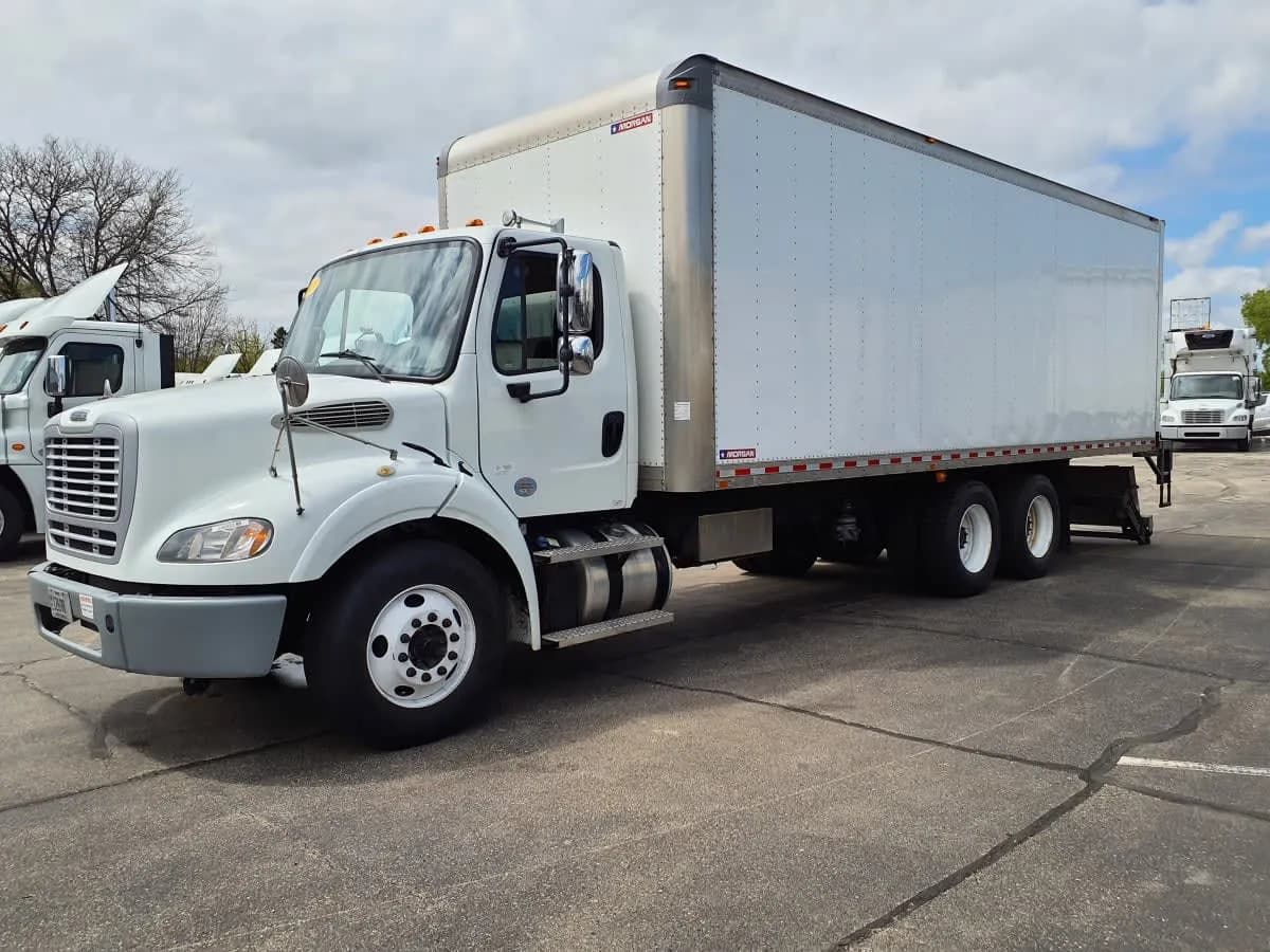 2020 Freightliner M2 112 - Box