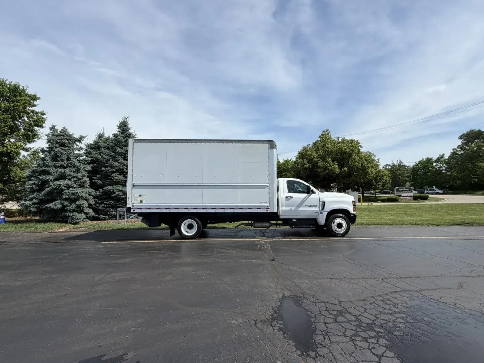 2020 Chevrolet Silverado 4500 - Box