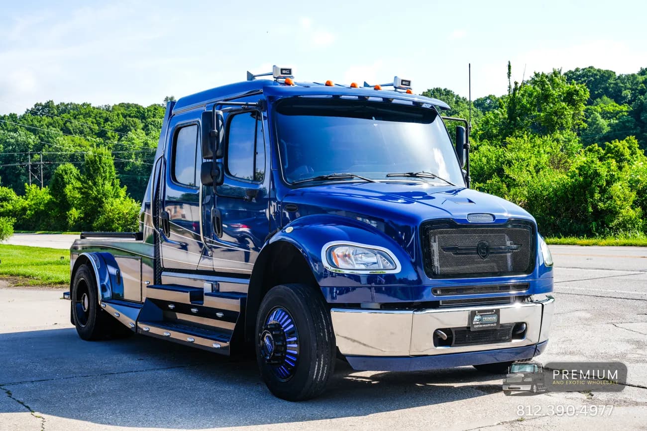 2016 Freightliner M2-106 Sportchassis Offshore