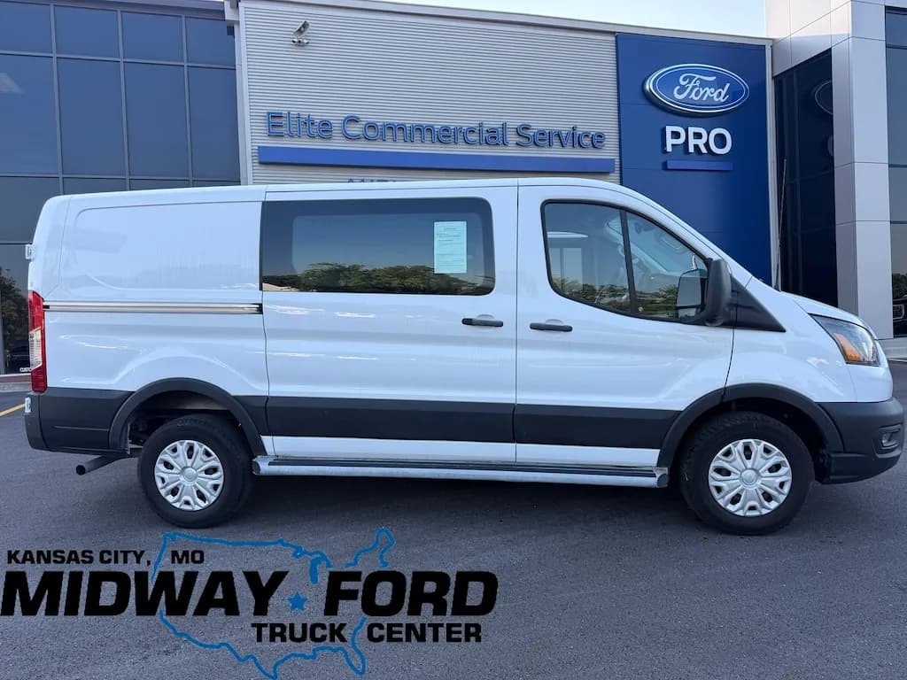 2024 Ford Transit-250 Cargo - Vans