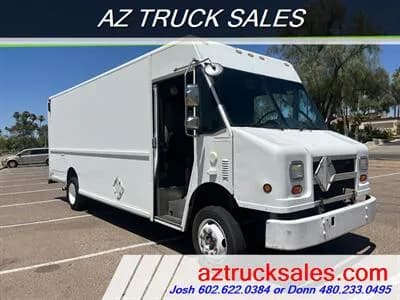2001 Freightliner MT55 Chassis - Chassis