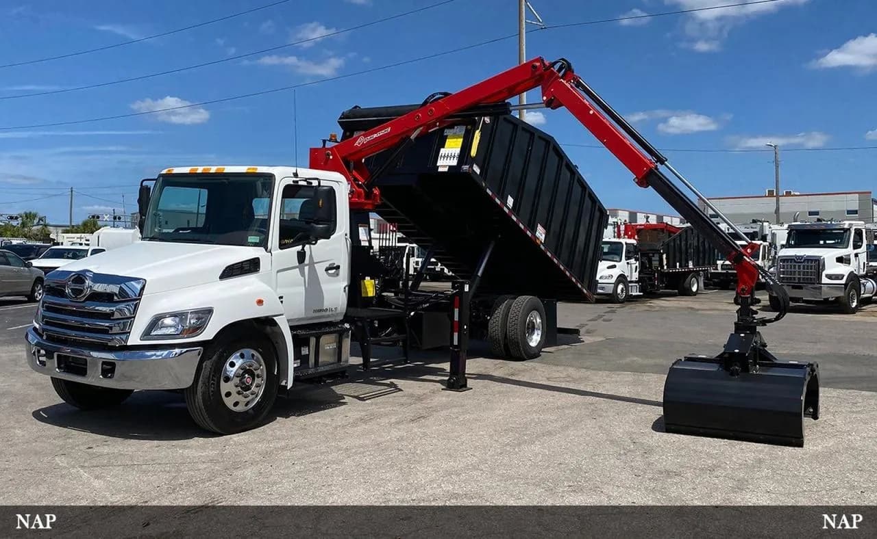 2026 Hino L7 - Utility