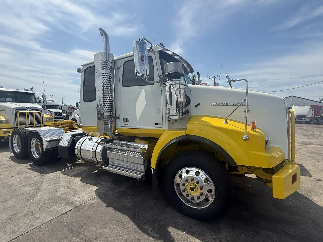 2012 Western Star 4900SA Tandem Axle - Sleeper