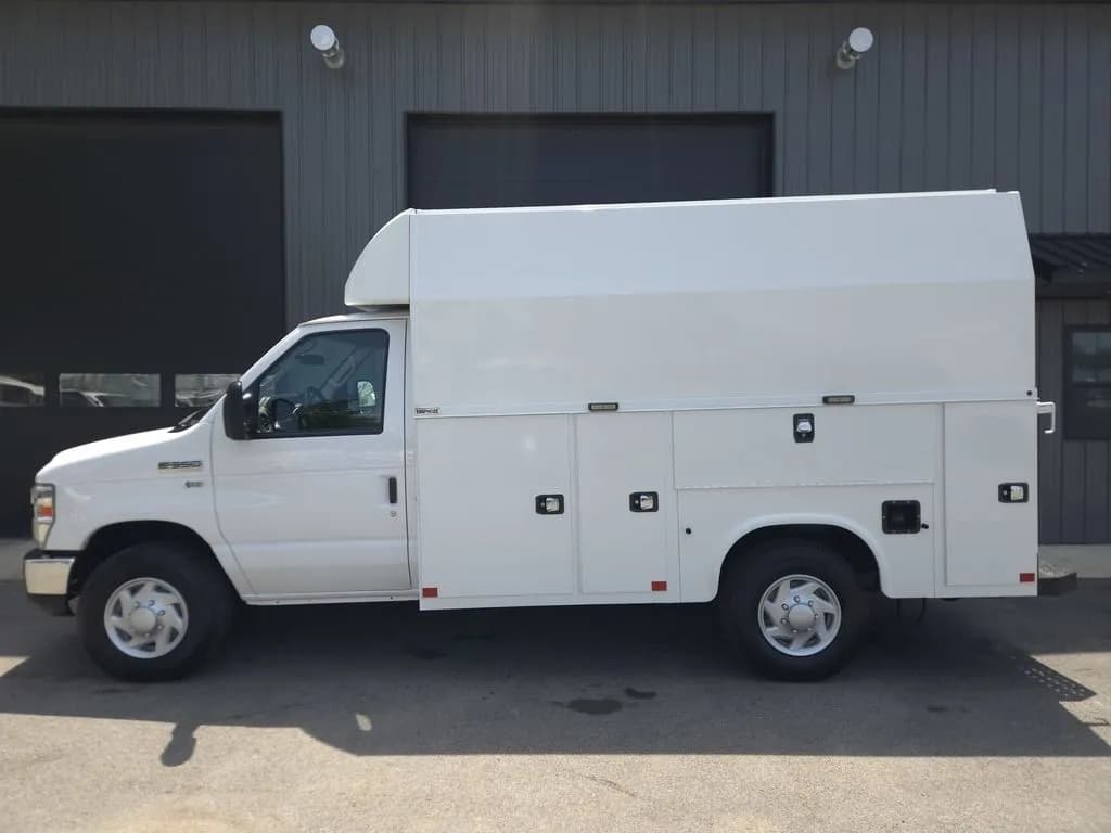 2019 Ford E350 - Vans