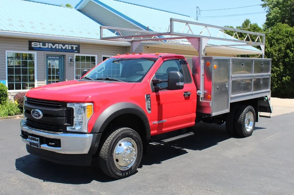 2017 Ford F550 - Service