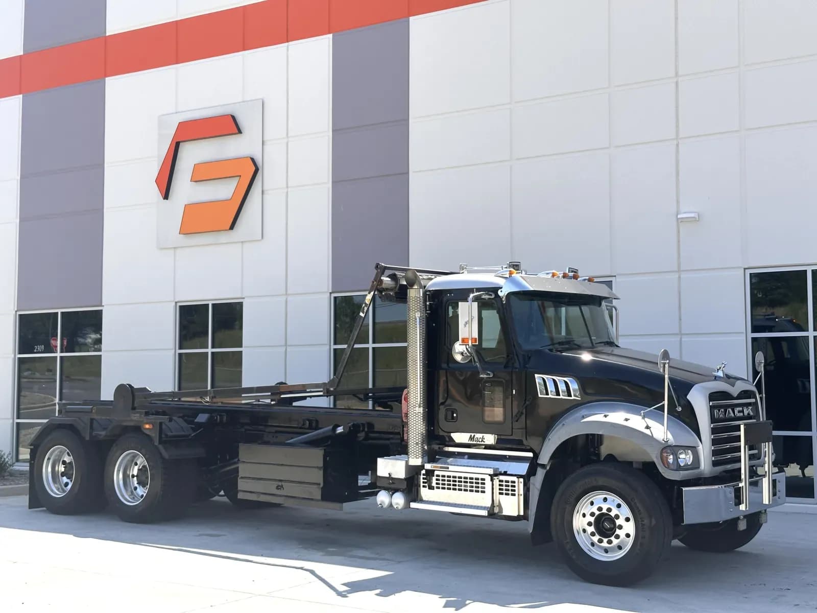 2018 Mack GU713 - Garbage