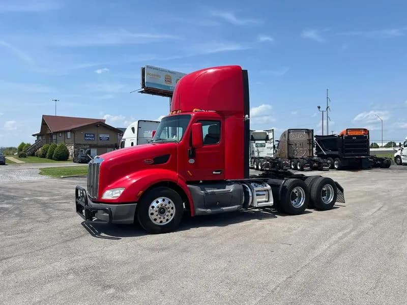 2021 Peterbilt 579