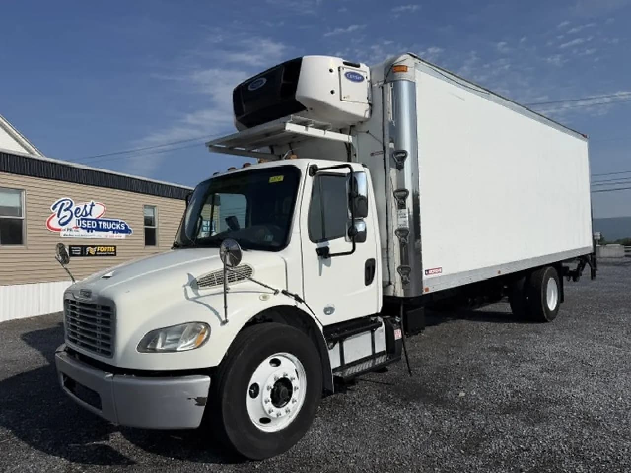 2016 Freightliner M2-106 - Refrigerated