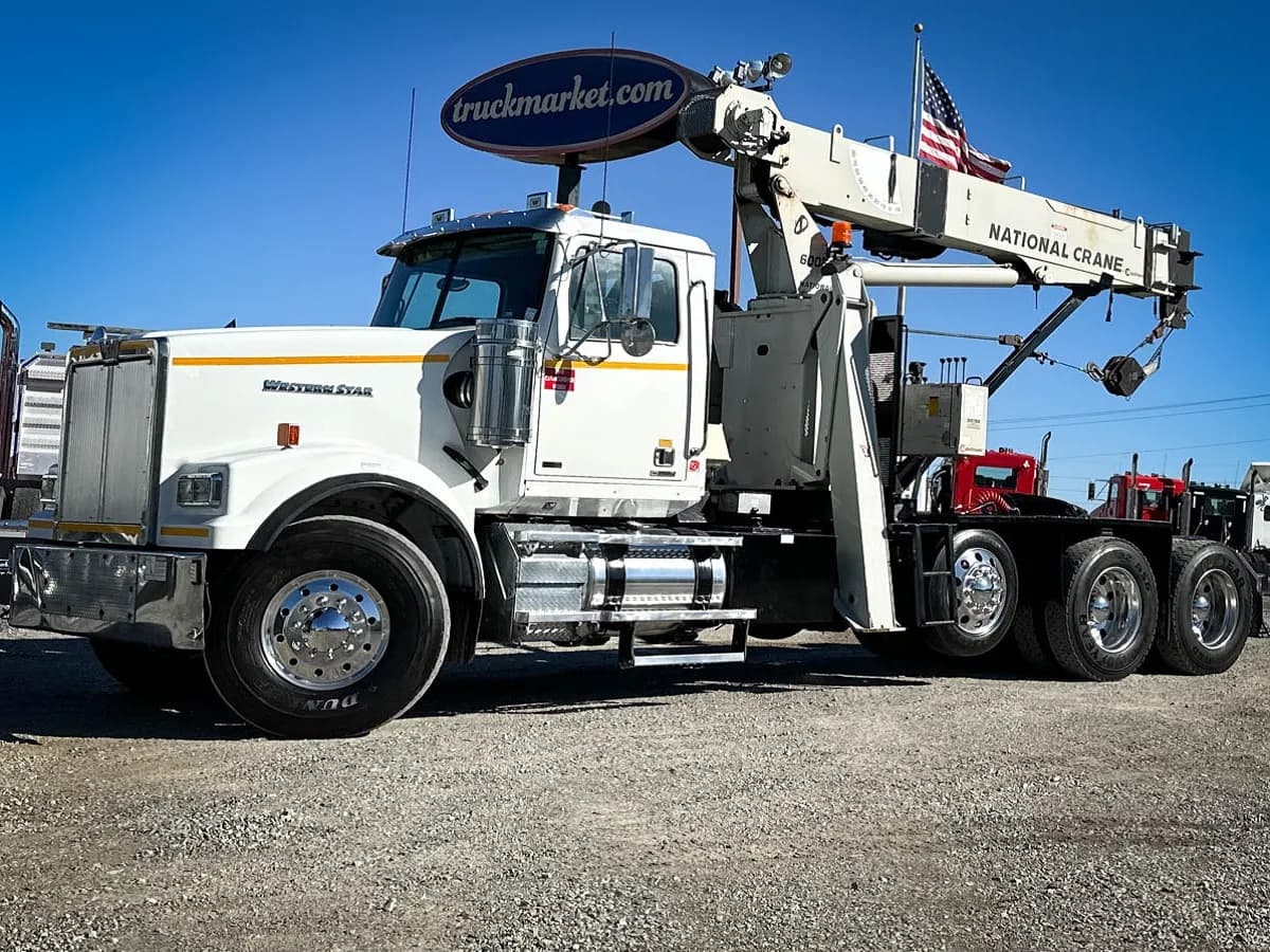 2013 Western Star 4900FA TRI - Crane