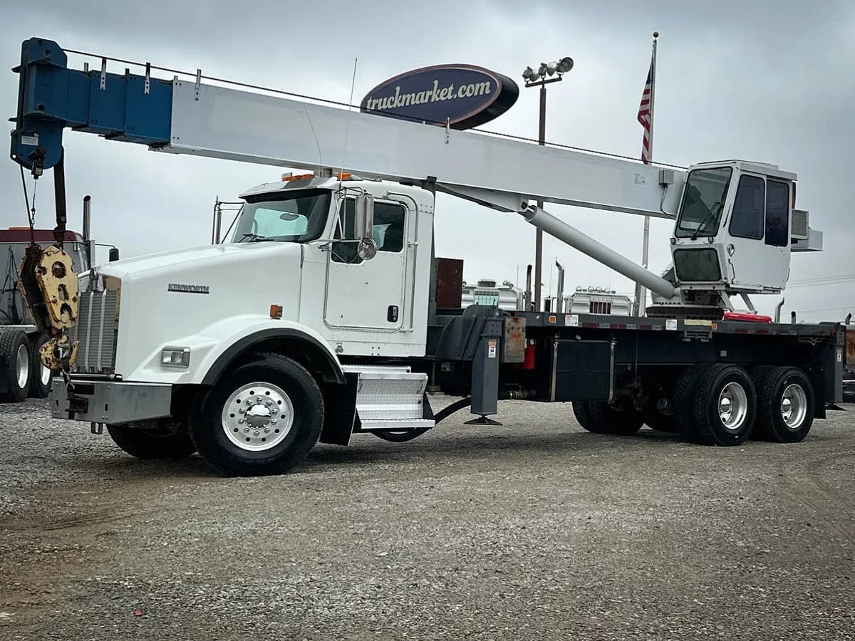 2007 Kenworth T800 - Crane