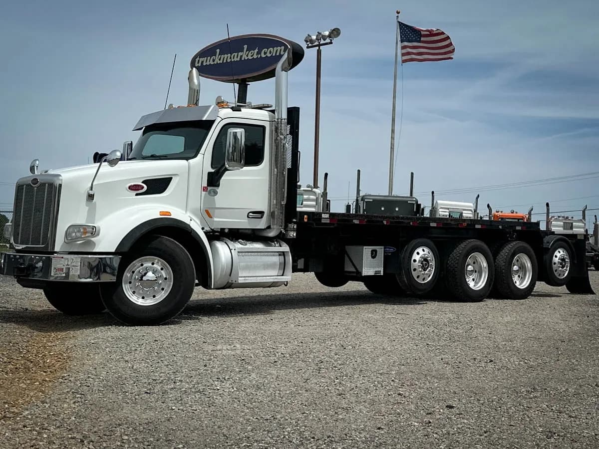 2017 Cummins 567 - Flatbed