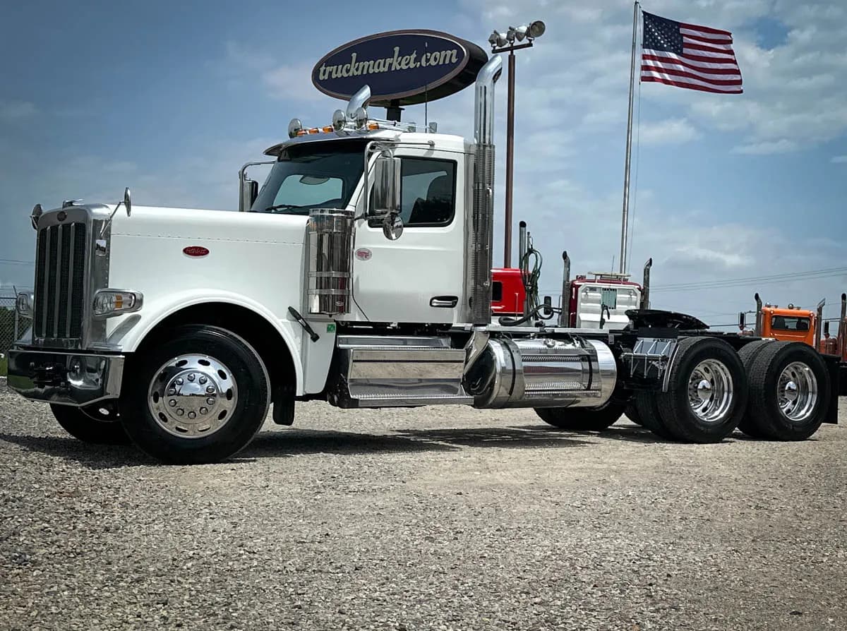 2025 Cummins 589