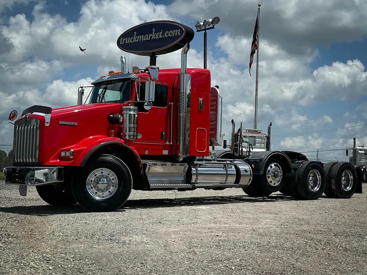 2021 Kenworth T800 TRI - Sleeper