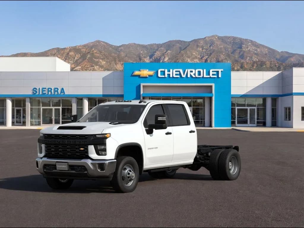 2026 Chevrolet Silverado 3500 Crew Cab - Chassis