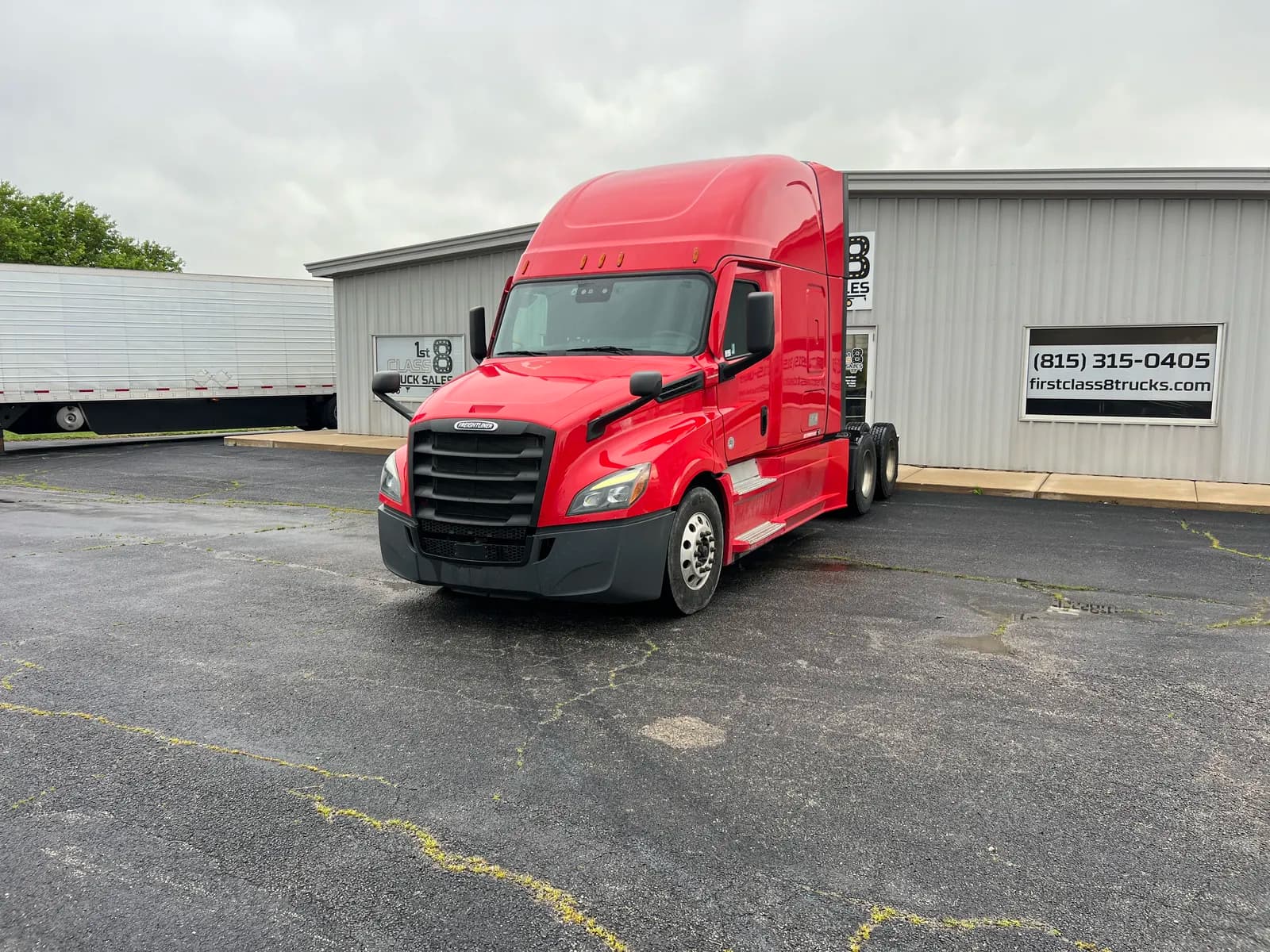 2022 Freightliner Cascadia - Sleeper