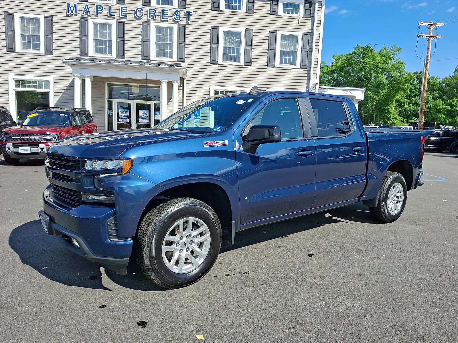 2021 Chevrolet Silverado 1500 Crew Cab - Pickup