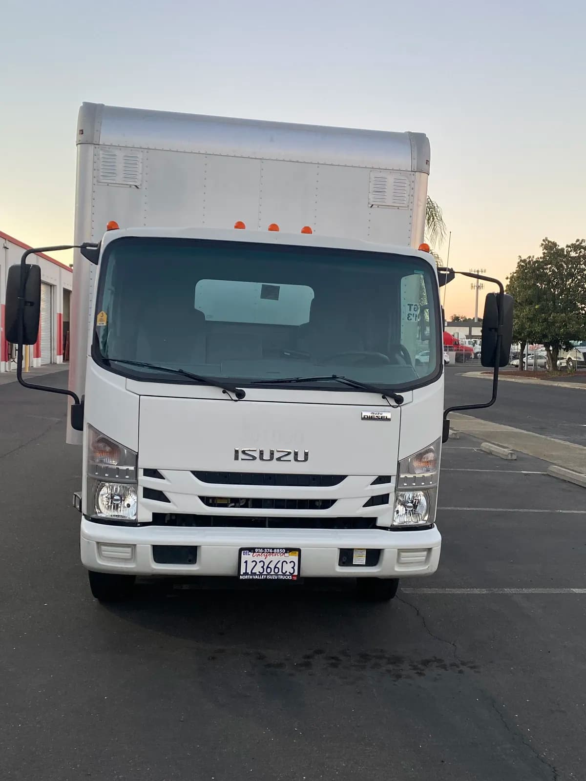 2018 Isuzu NRR 19,500 gvwr