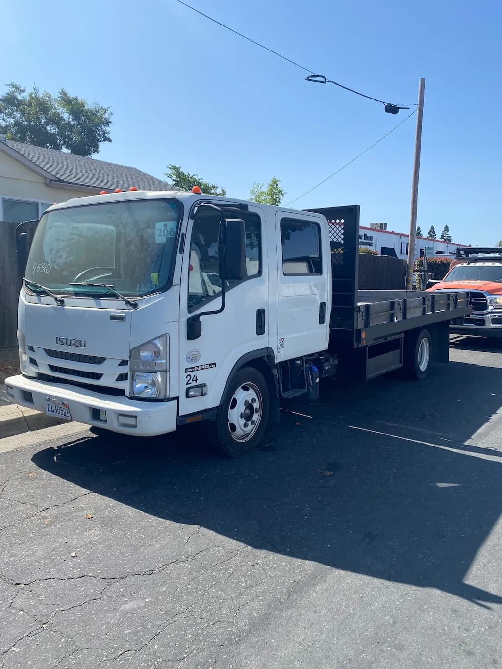2017 Isuzu NPR-XD 16,000 gvwr - Stake