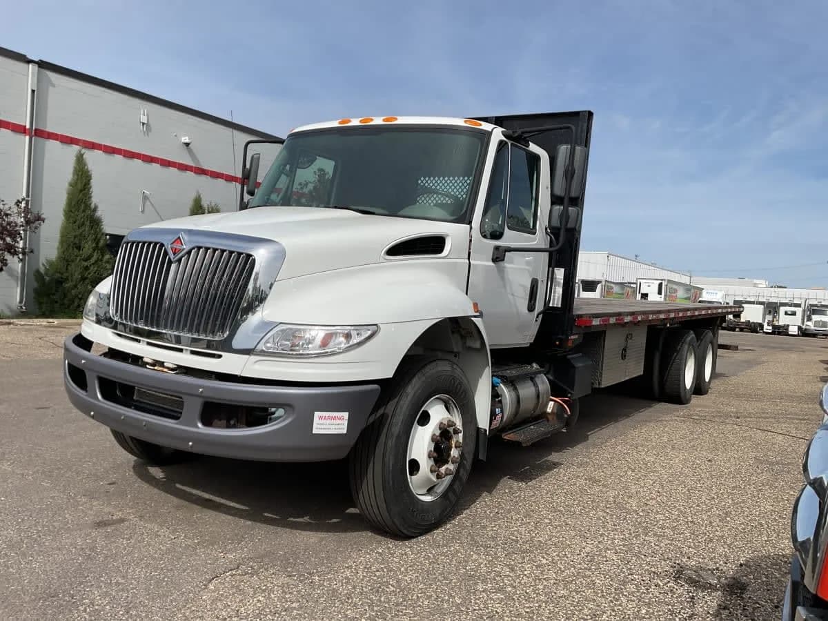 2019 Navistar International 4300 - Box