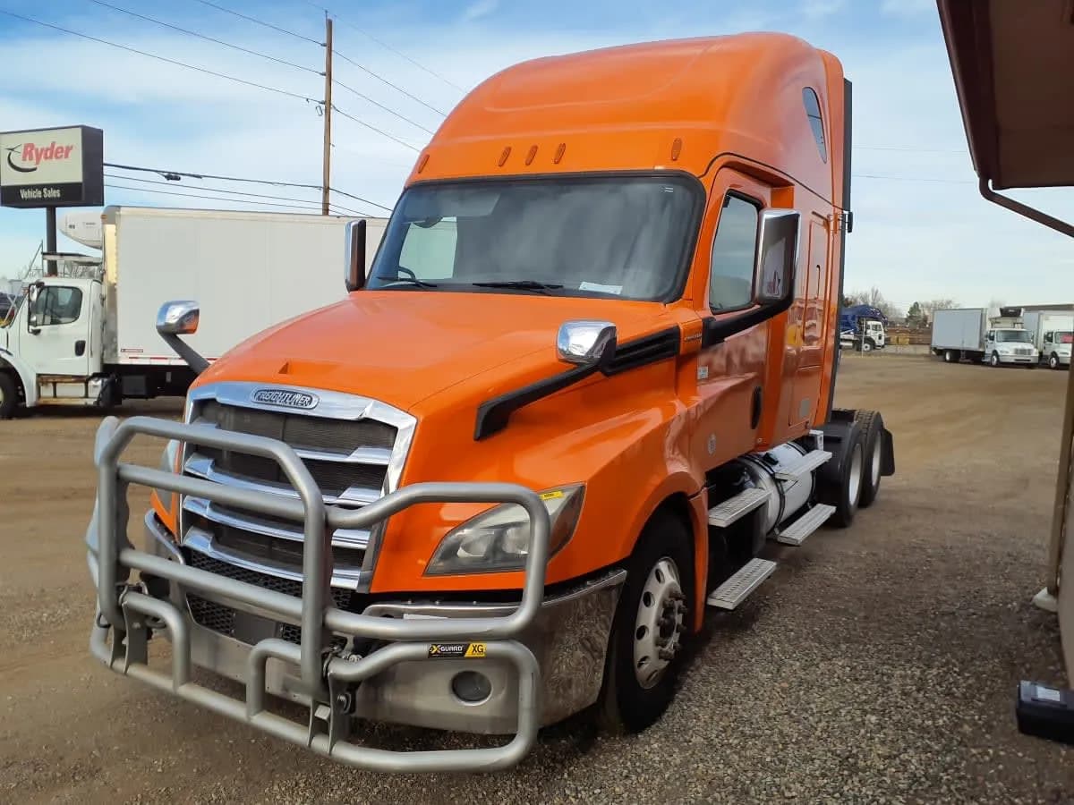 2019 Freightliner NEW - Sleeper