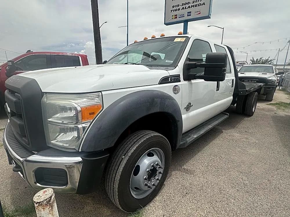 2016 Ford F-550 Chassis - Flatbed