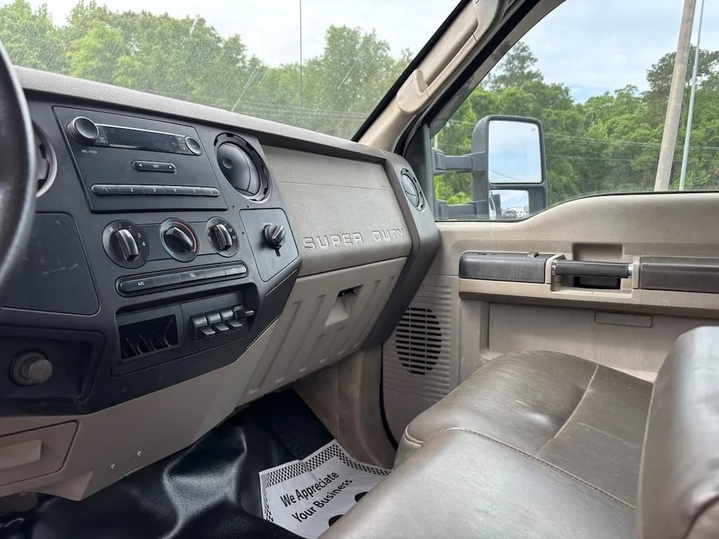 2008 Ford F-450 Chassis - Chassis