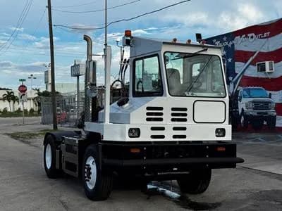 2017 Capacity OF - Yard Spotter Trucks