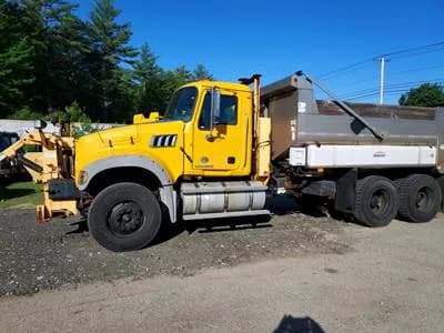 2011 Mack GU713 Plow/Dump Truck - Dump