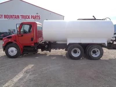 2006 Freightliner M2 106 - Pickup