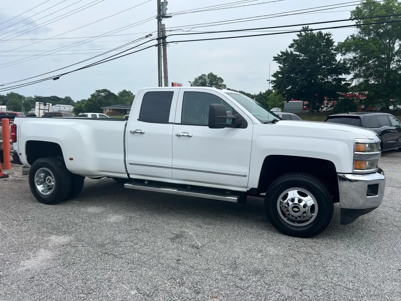 2015 Chevrolet Silverado 3500HD LTZ - Pickup