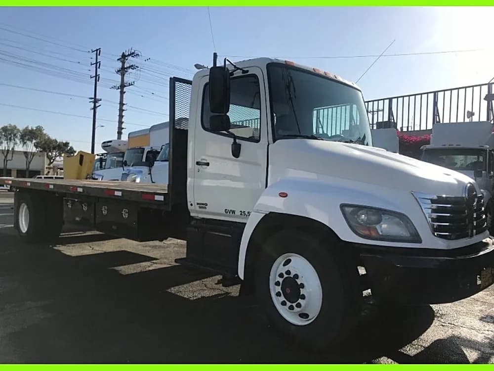 2007 Hino 268