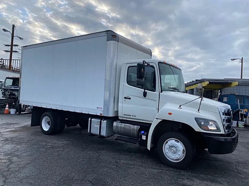 2014 Hino 268